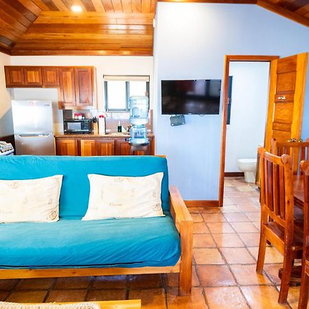 Isla Bonita Yacht Club Hotel San Pedro  Buitenkant foto