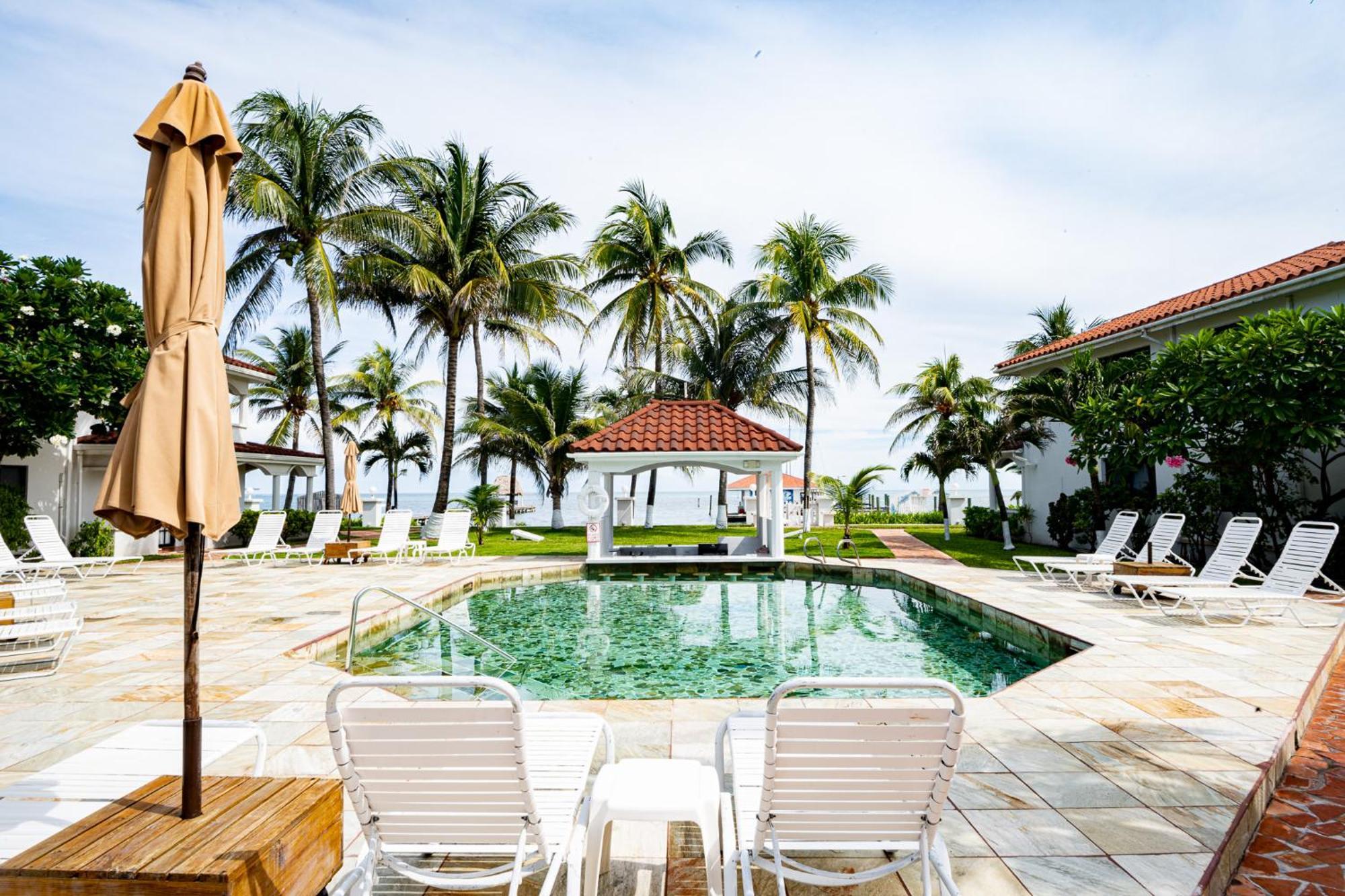 Isla Bonita Yacht Club Hotel San Pedro  Buitenkant foto